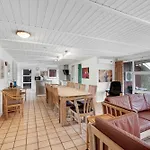 Dom wakacyjny Einladendes Poolhaus Mit Meerblick - Einladendes Poolhaus Mit Meerblick