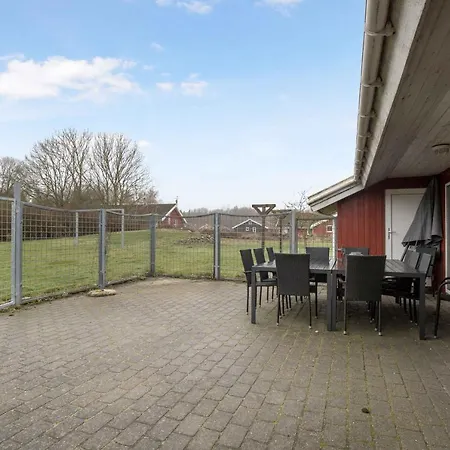 Einladendes Poolhaus Mit Meerblick - Einladendes Poolhaus Mit Meerblick Nordborg