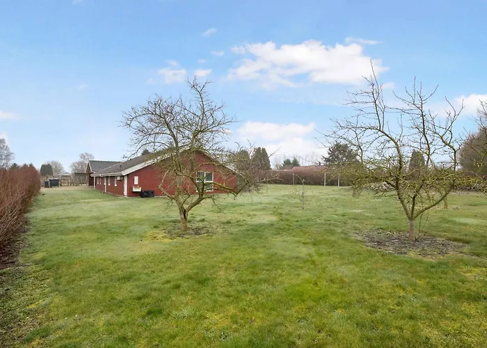 Vakantiehuis Einladendes Poolhaus Mit Meerblick - Einladendes Poolhaus Mit Meerblick