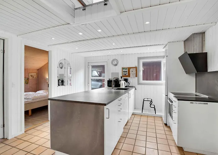 Einladendes Poolhaus Mit Meerblick - Einladendes Poolhaus Mit Meerblick Vakantiehuis *