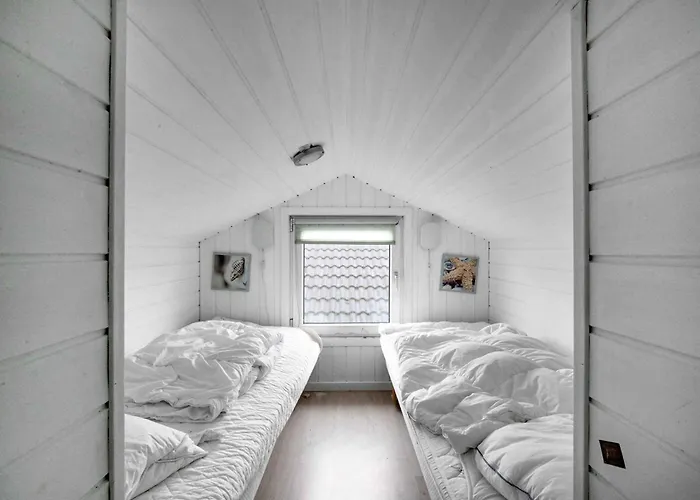 Einladendes Poolhaus Mit Meerblick - Einladendes Poolhaus Mit Meerblick Nordborg